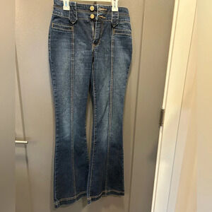 FABULOSITY HIGHWAISTED Y2K SIZE 5 2 BUTTON ZIPPER CLOSURE JEANS